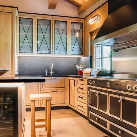 빌라 6br Spacious Chalet With Sauna 세인트모리츠